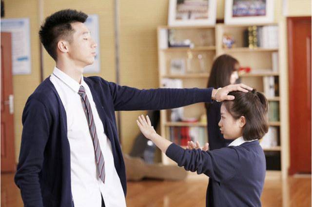 认真起来真是好看的可怕!冰球突破豪华版app网剧(图10) 认真起来真是好看的可怕!冰球突破豪华版app网剧(图10)