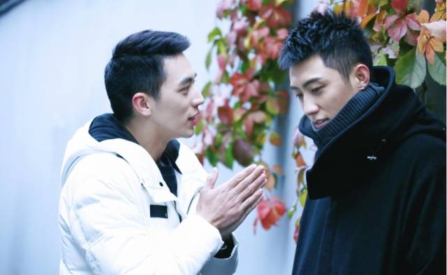 认真起来真是好看的可怕!冰球突破豪华版app网剧(图24) 认真起来真是好看的可怕!冰球突破豪华版app网剧(图24)